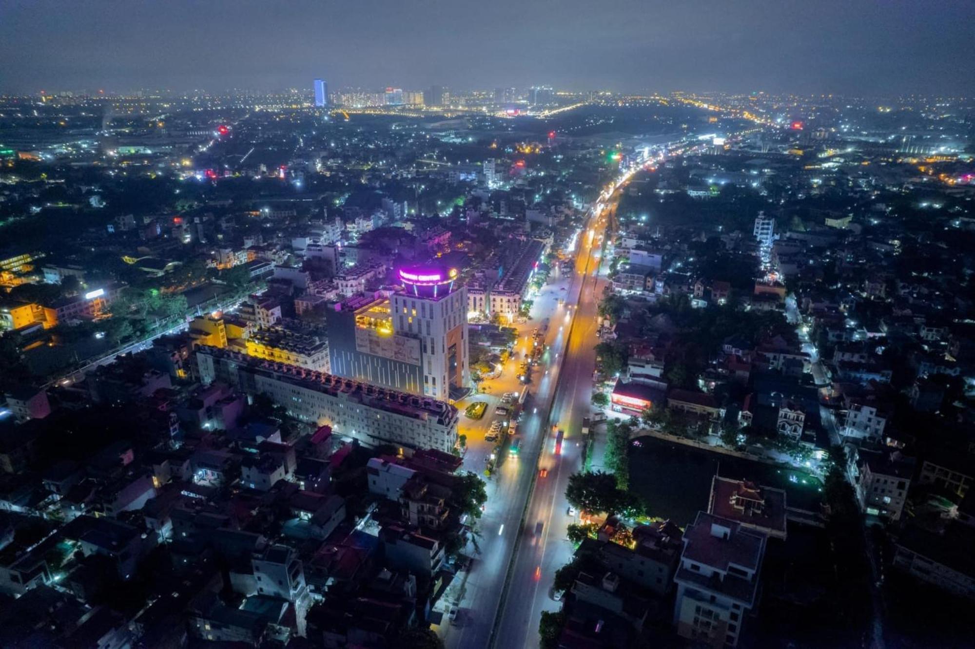 Khách sạn Phương Anh Hung Yen Esterno foto