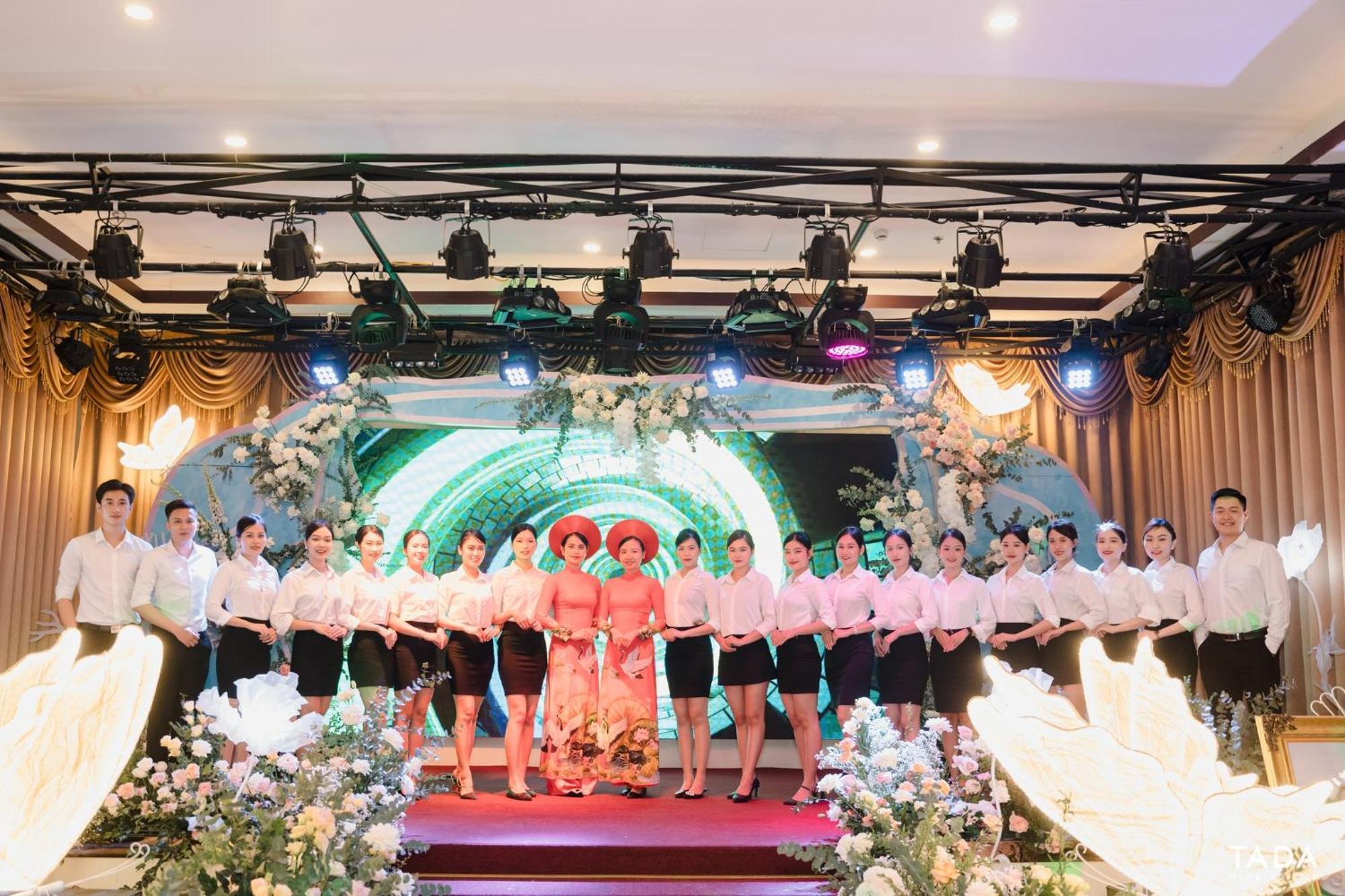 Khách sạn Phương Anh Hung Yen Esterno foto