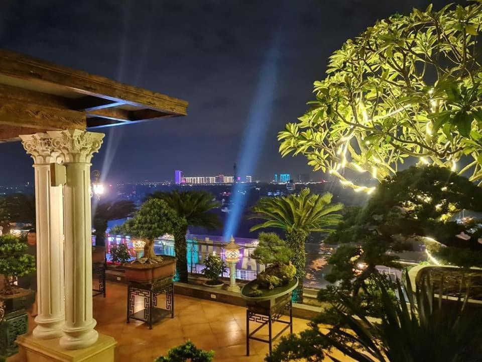 Khách sạn Phương Anh Hung Yen Esterno foto
